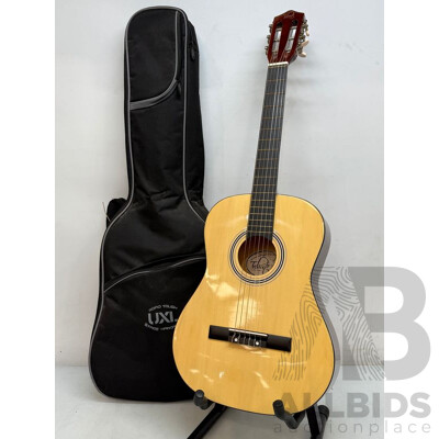 Tribute Acoustic Guitar and Carry Case