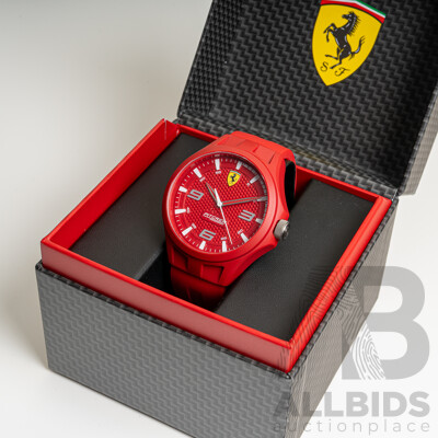 Scuderia Ferrari 44mm Red Watch, Model 830677