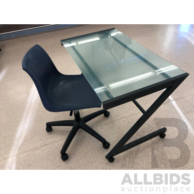 Glass Top Desk with Gaslift Chair